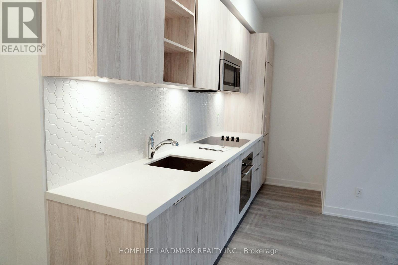2301 - 50 Ordnance Street, Toronto, ON - Indoor Photo Showing Kitchen