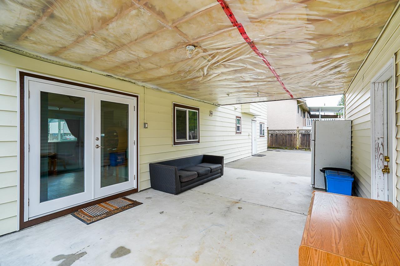 14145 101 Avenue, Surrey, BC - Outdoor With Exterior