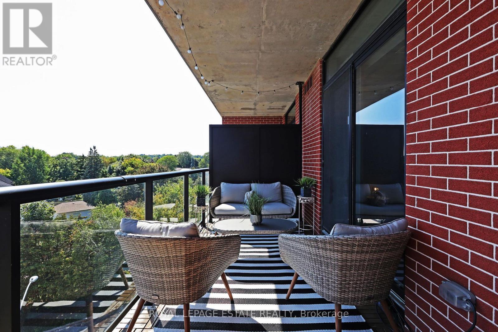 601 - 3655 Kingston Road, Toronto, ON - Outdoor With Exterior