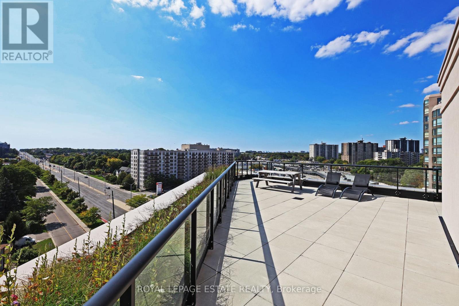 601 - 3655 Kingston Road, Toronto, ON - Outdoor With View