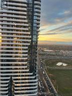 4201 - 8 INTERCHANGE WAY Vaughan, ON L4K 0R2