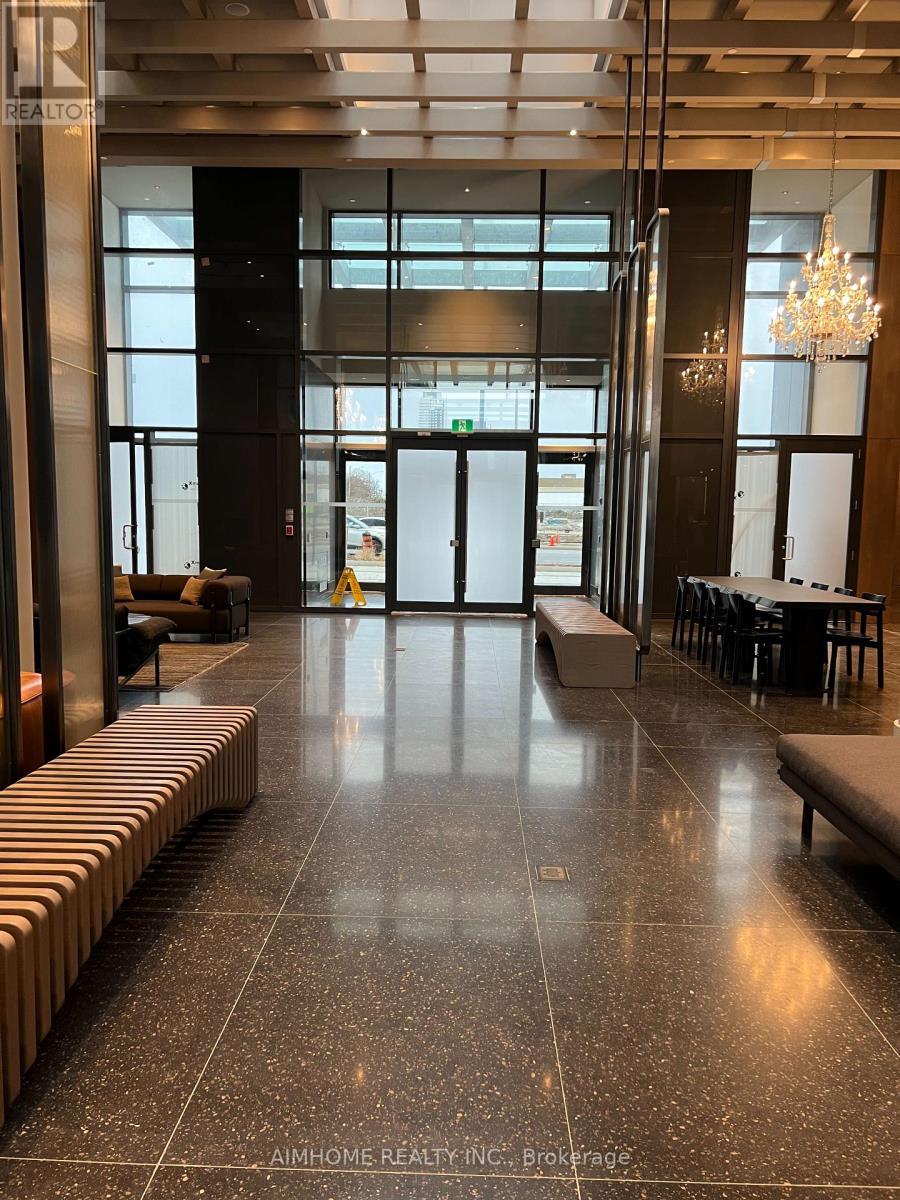 4201 - 8 Interchange Way, Vaughan, ON - Indoor