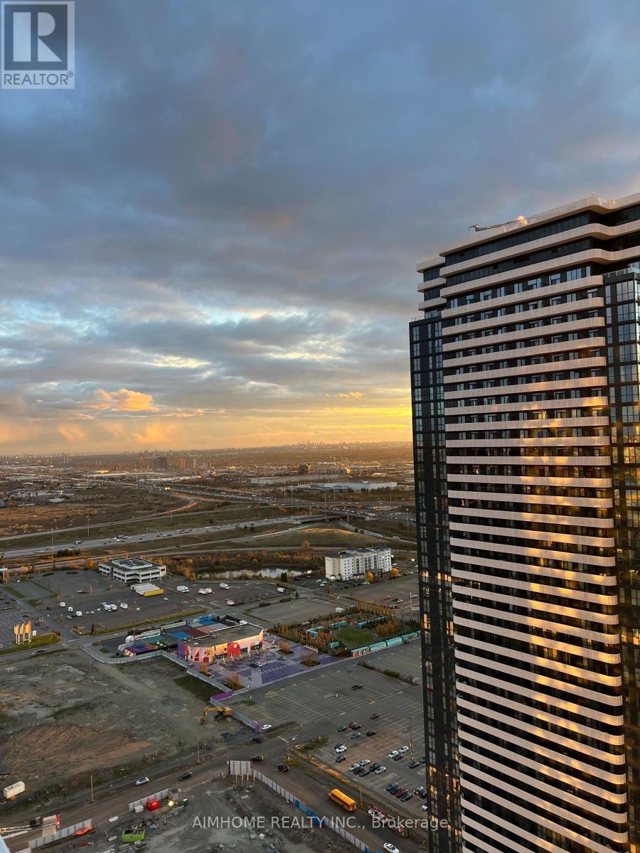4201 - 8 Interchange Way, Vaughan, ON - Outdoor With View