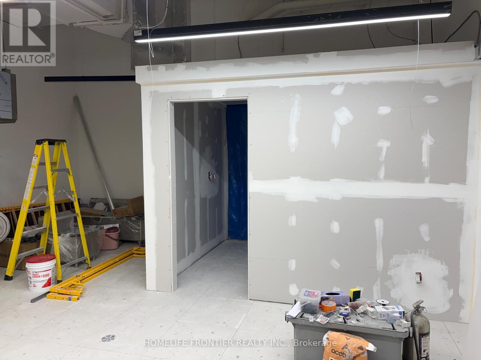 250 - 7181 Yonge Street, Markham, ON