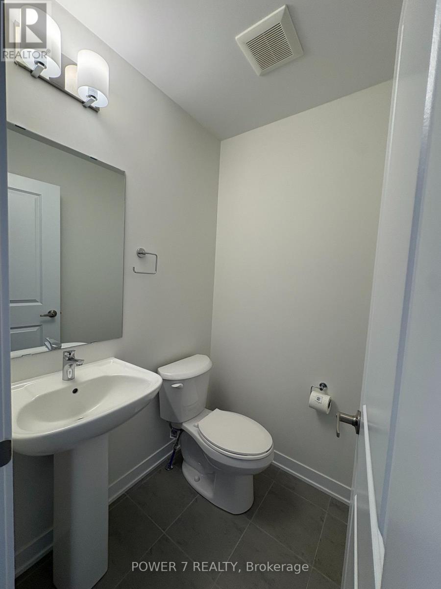 14 Harvey Bunker Crescent, Markham, ON - Indoor Photo Showing Bathroom