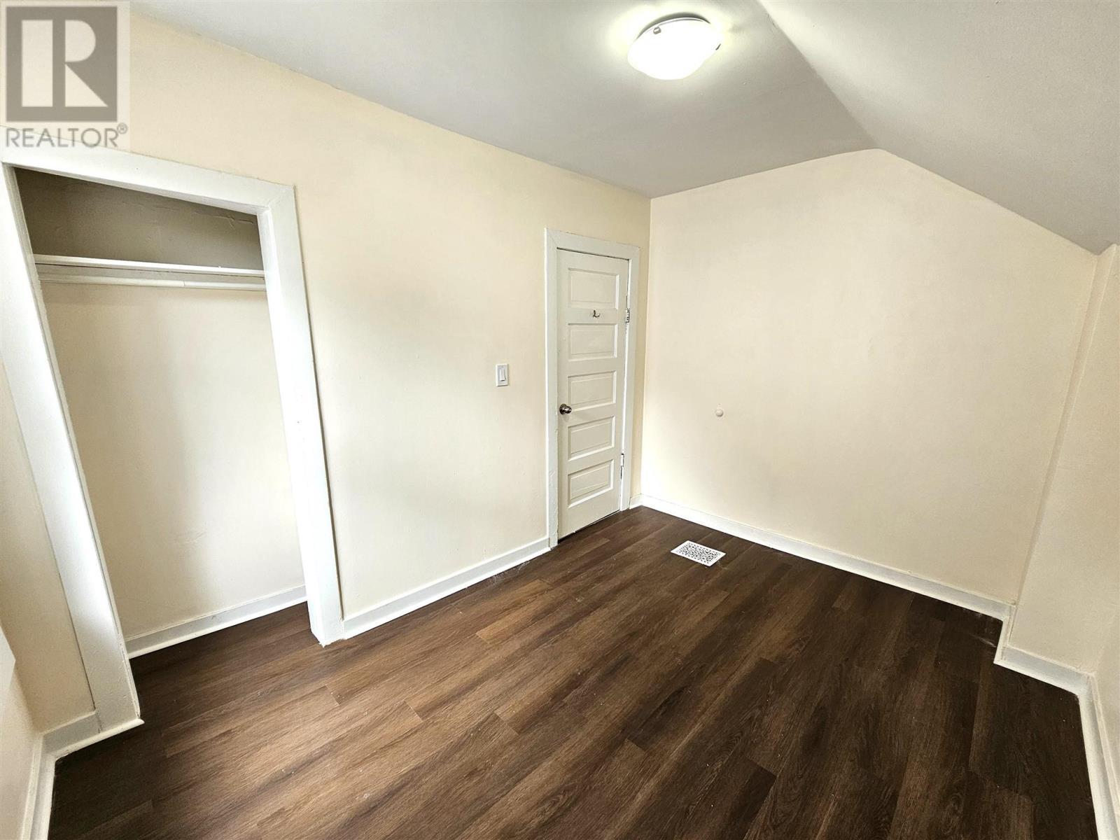 104 London St, Sault Ste. Marie, ON - Indoor Photo Showing Other Room