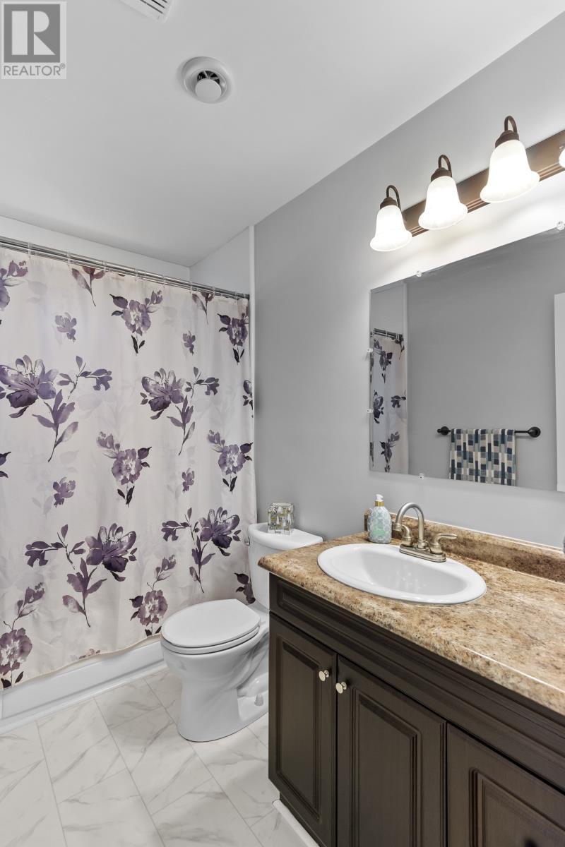 7 Aspenwood Place, Mount Pearl, NL - Indoor Photo Showing Bathroom