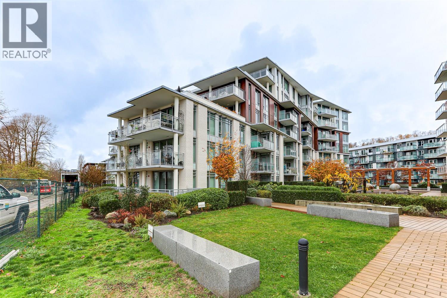 108 3188 Riverwalk Avenue, Vancouver, BC - Outdoor