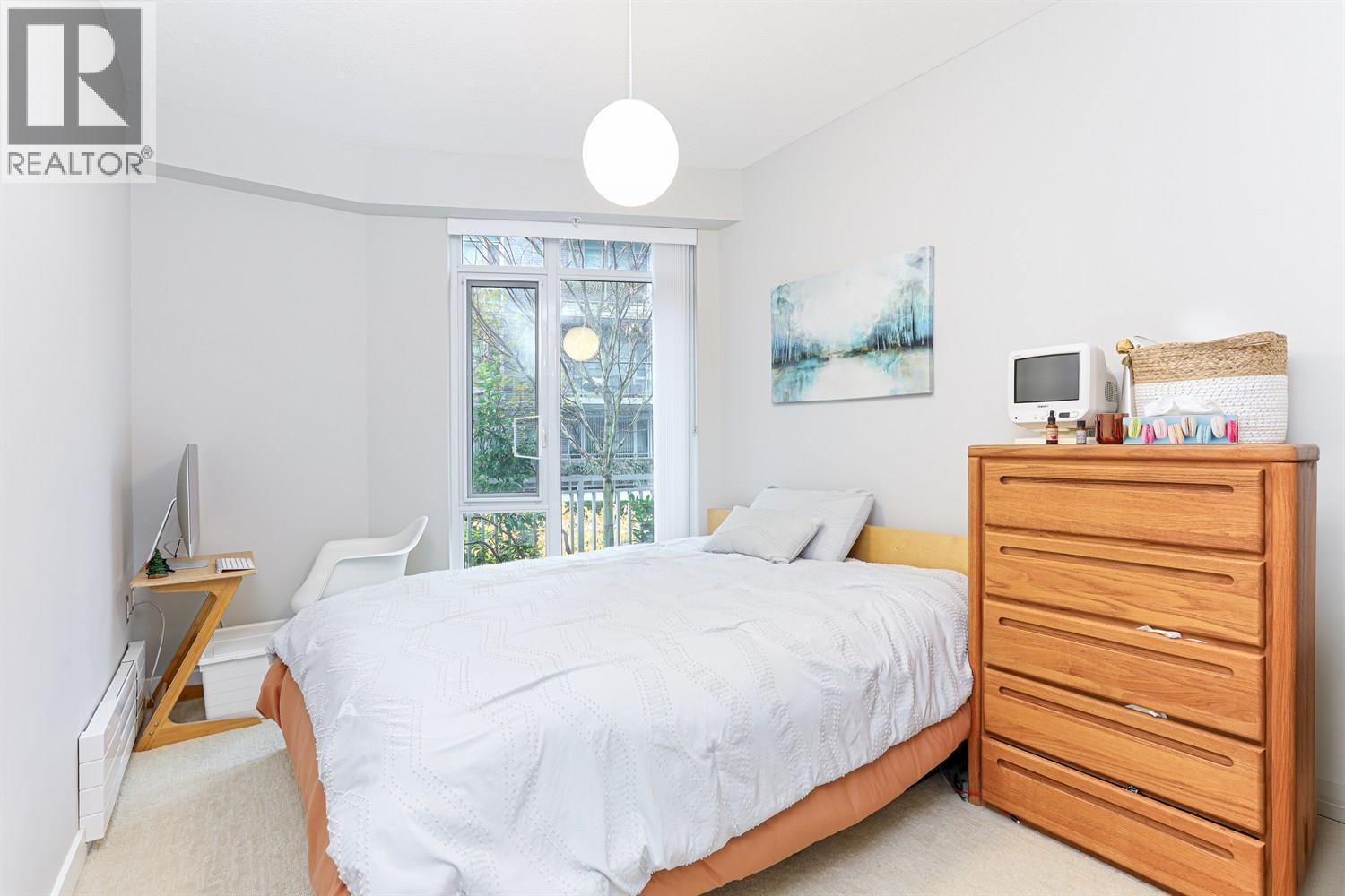108 3188 Riverwalk Avenue, Vancouver, BC - Indoor Photo Showing Bedroom