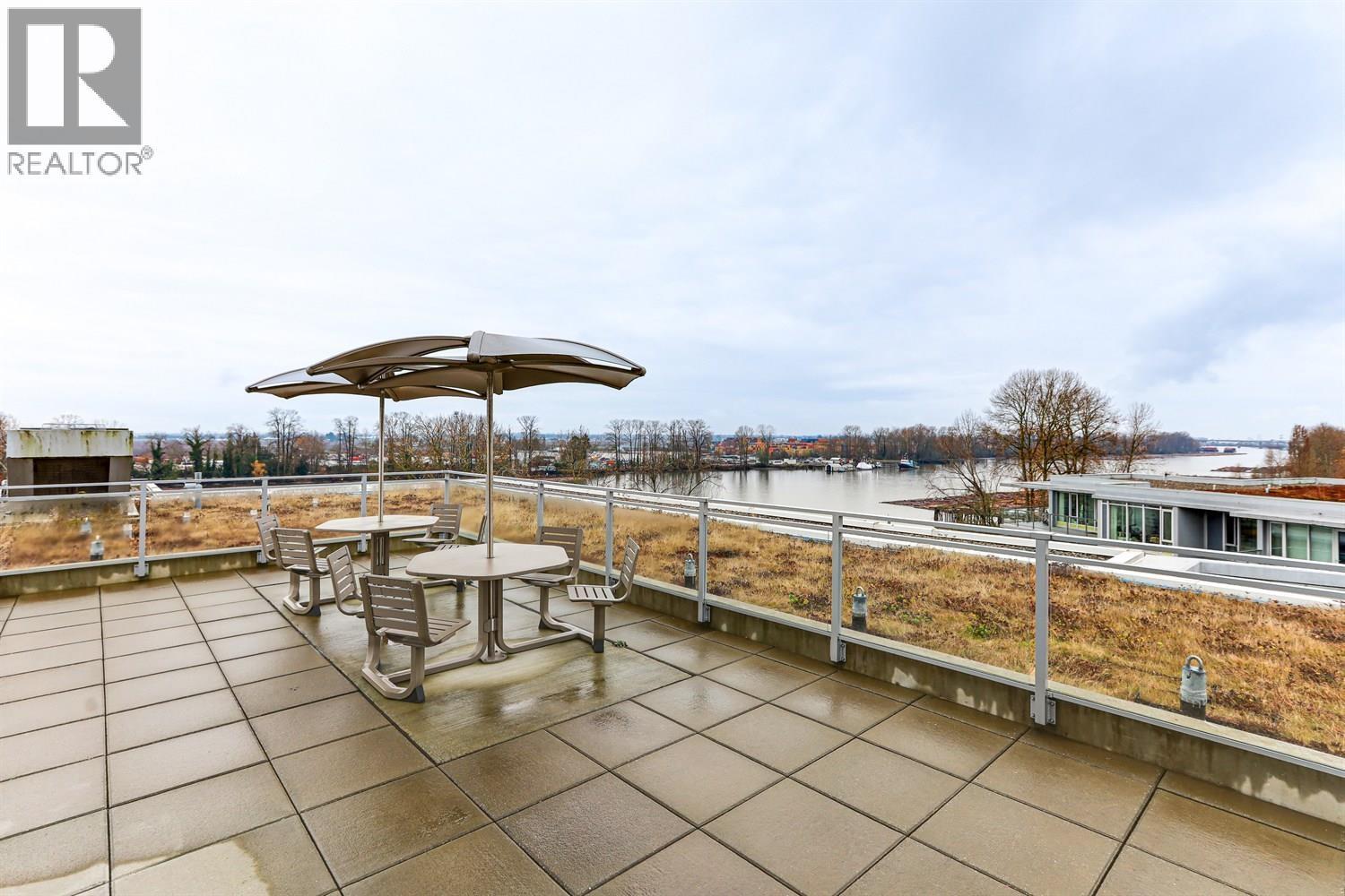 108 3188 Riverwalk Avenue, Vancouver, BC - Outdoor