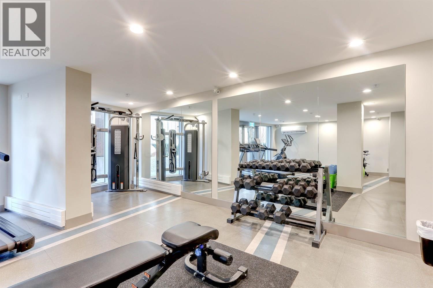 108 3188 Riverwalk Avenue, Vancouver, BC - Indoor Photo Showing Gym Room