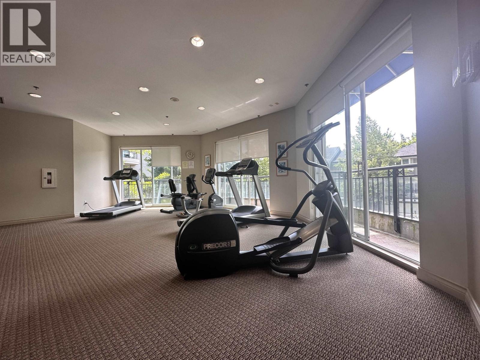 803 8460 Granville, Richmond, BC - Indoor Photo Showing Gym Room