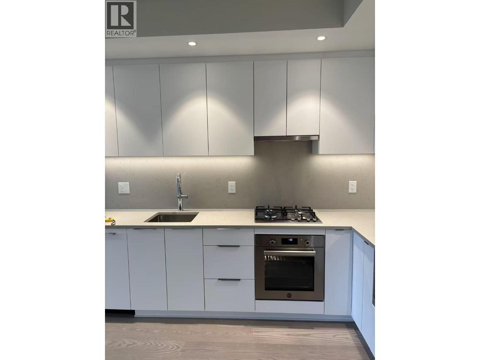 708 6138 Birney Avenue, Vancouver, BC - Indoor Photo Showing Kitchen