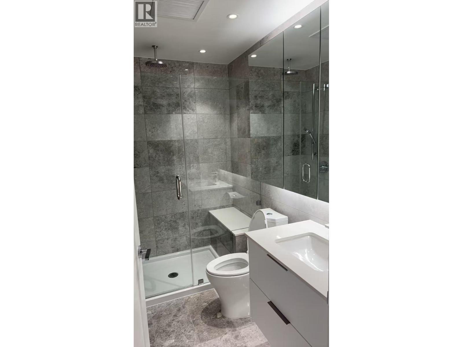 708 6138 Birney Avenue, Vancouver, BC - Indoor Photo Showing Bathroom