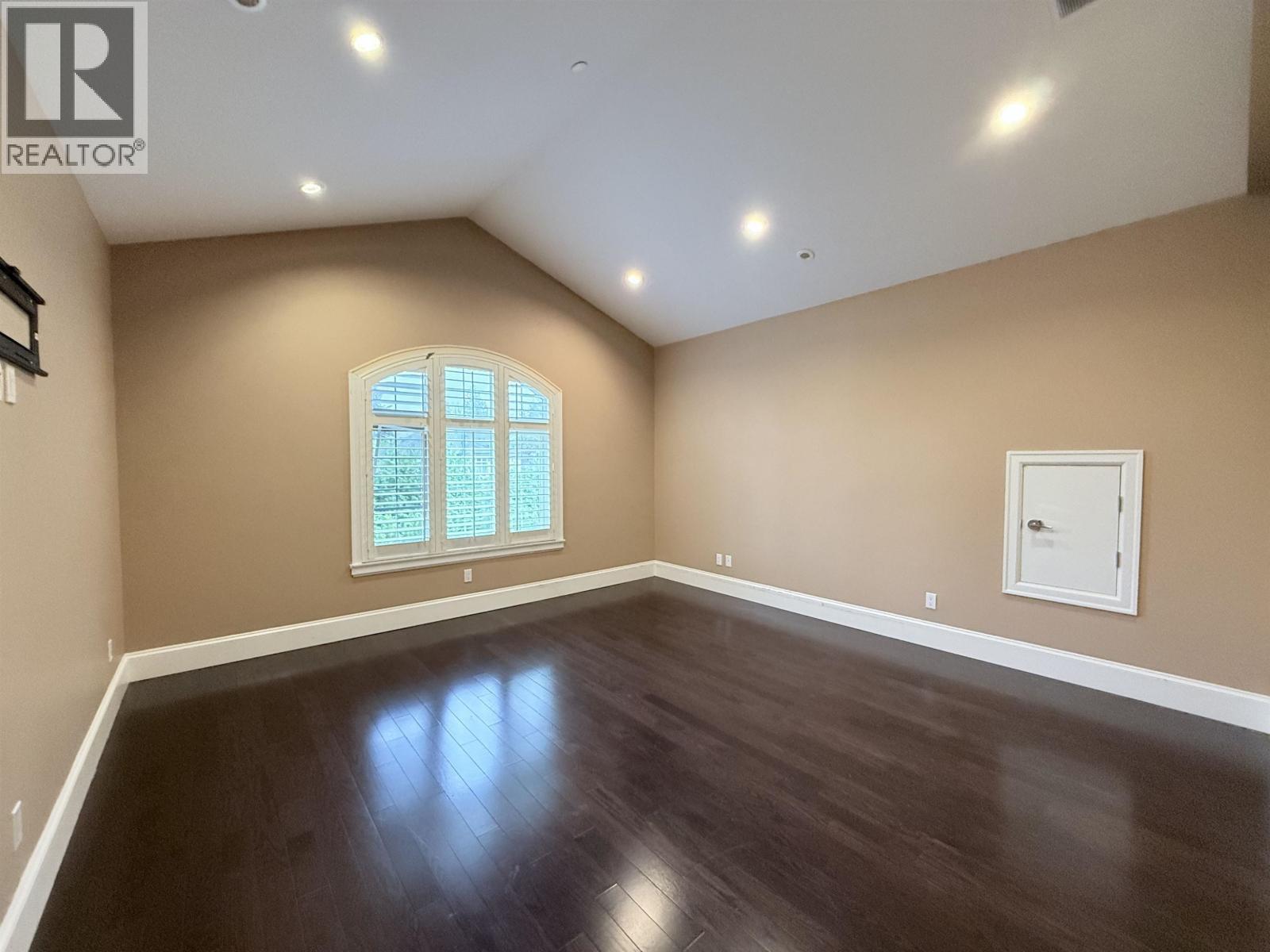 47** Granville Street, Vancouver, BC - Indoor Photo Showing Other Room