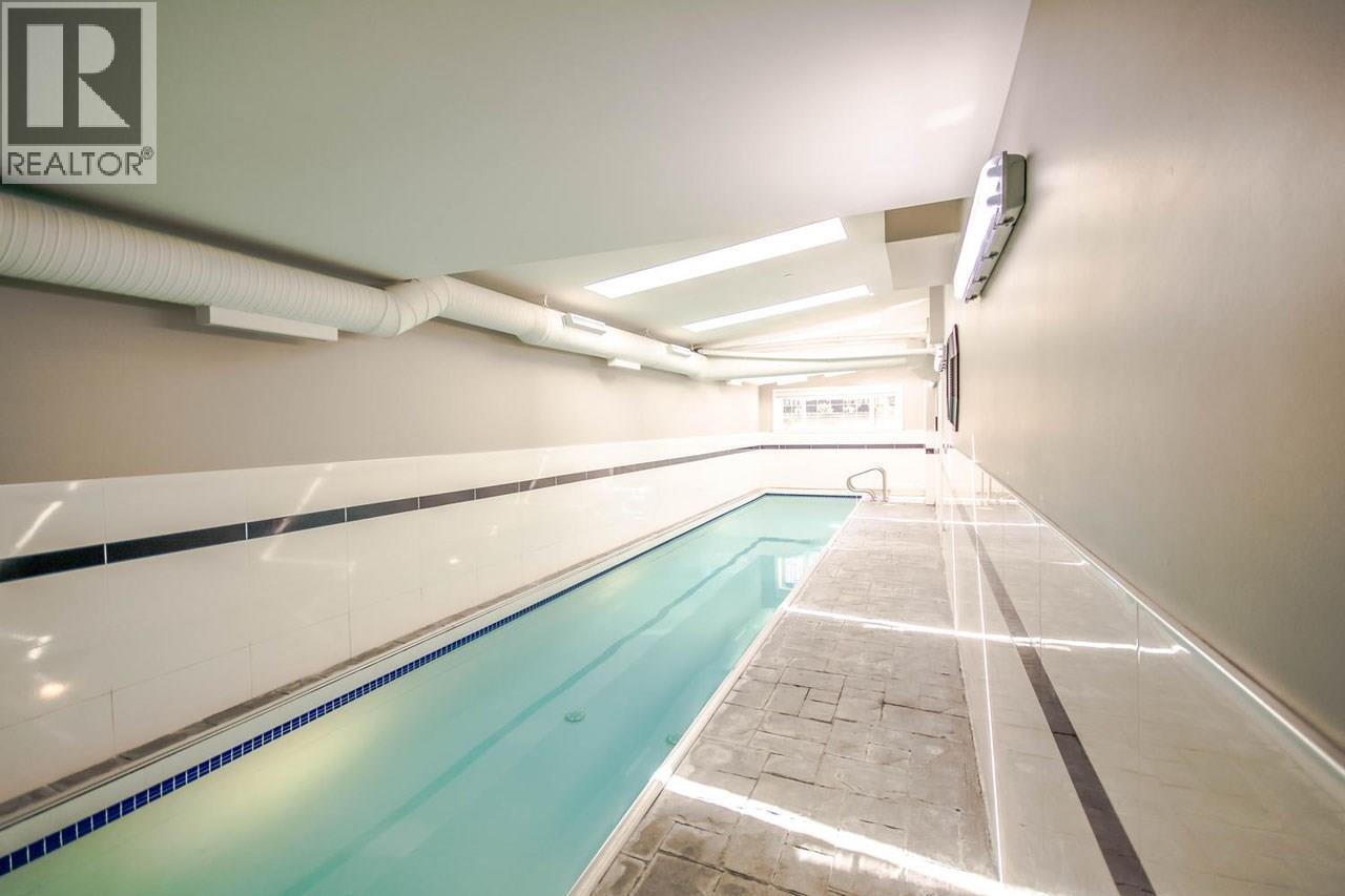 47** Granville Street, Vancouver, BC - Indoor Photo Showing Other Room