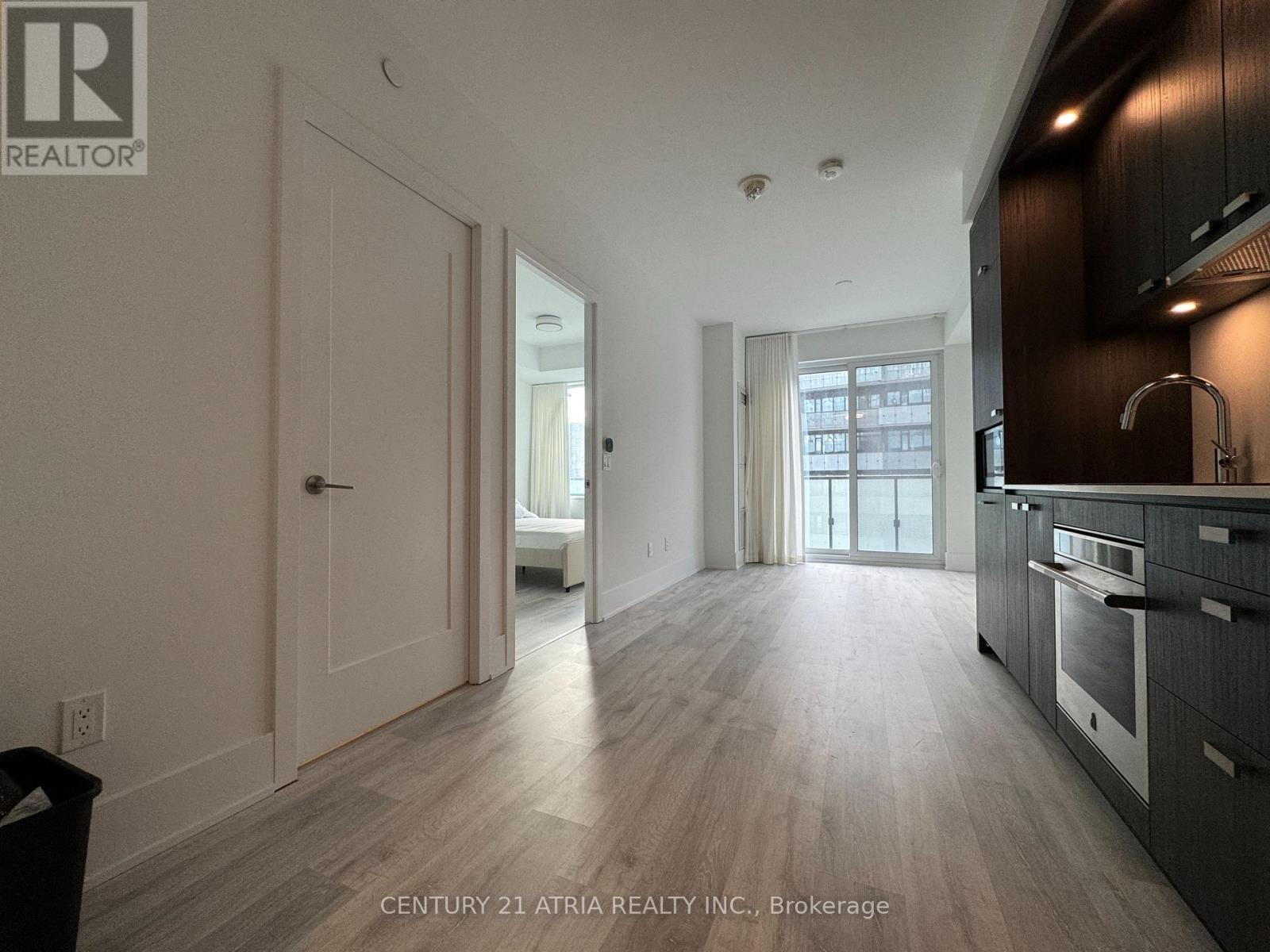 1801 - 470 Front Street W, Toronto, ON - Indoor