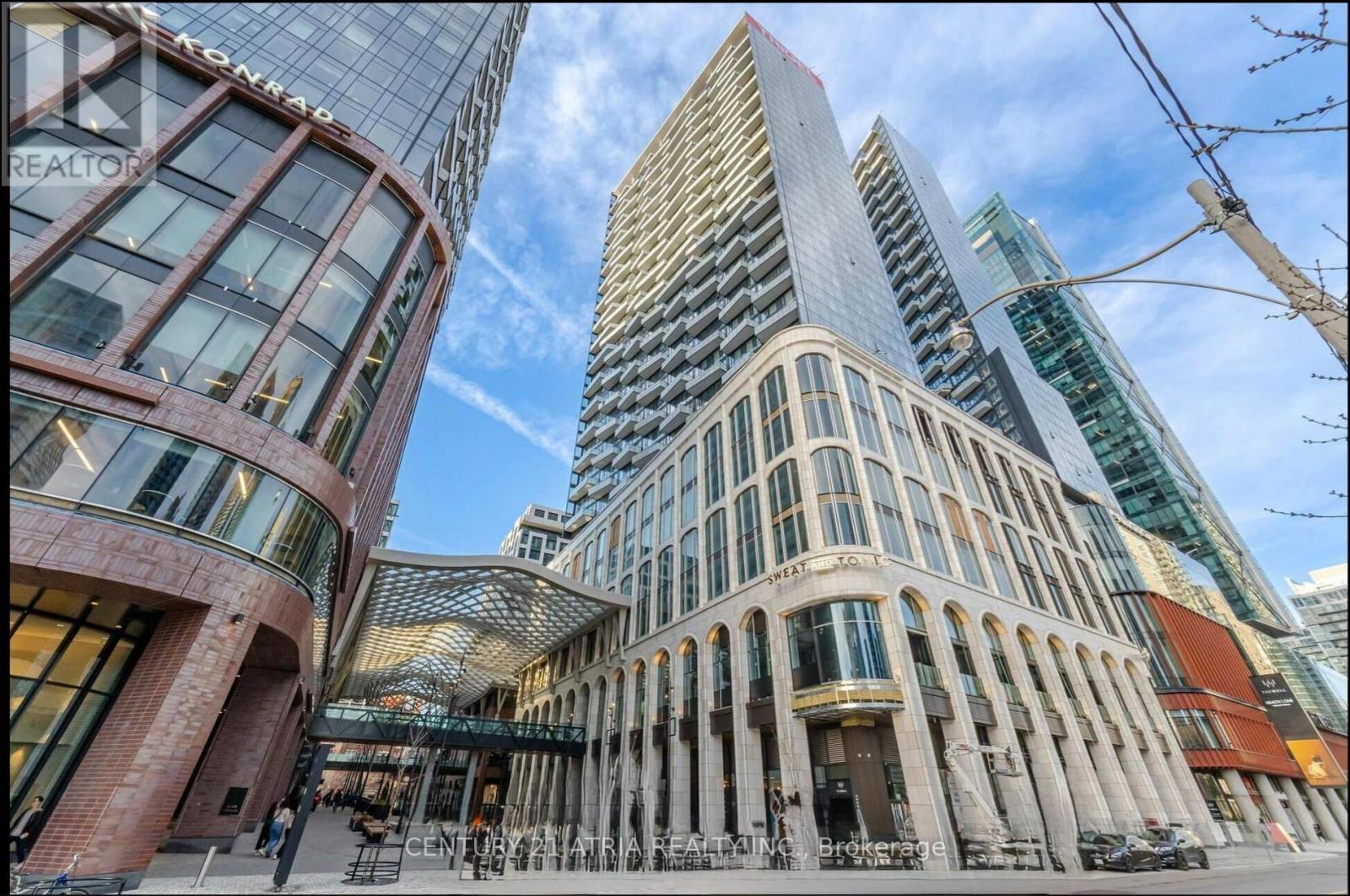 1801 - 470 Front Street W, Toronto, ON - Outdoor With Facade