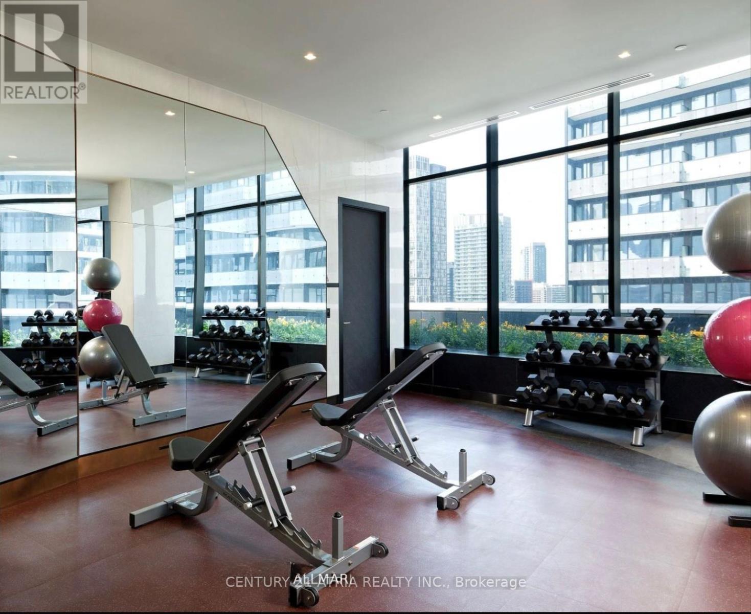 1801 - 470 Front Street W, Toronto, ON - Indoor Photo Showing Gym Room