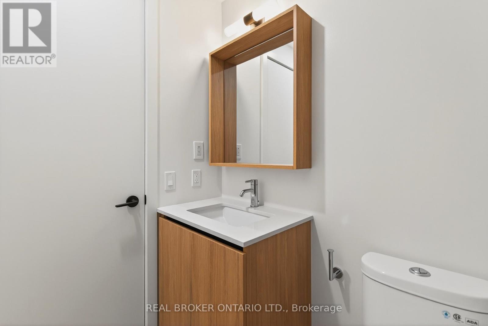 313 - 35 Parliament Street, Toronto, ON