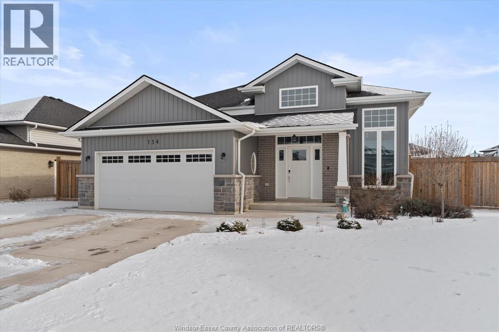 154 Lambert Street, Amherstburg, ON - Outdoor With Facade