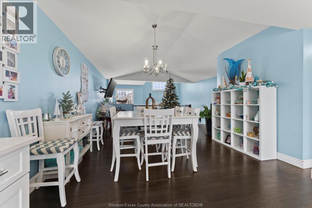 154 Lambert Street, Amherstburg, ON - Indoor Photo Showing Dining Room