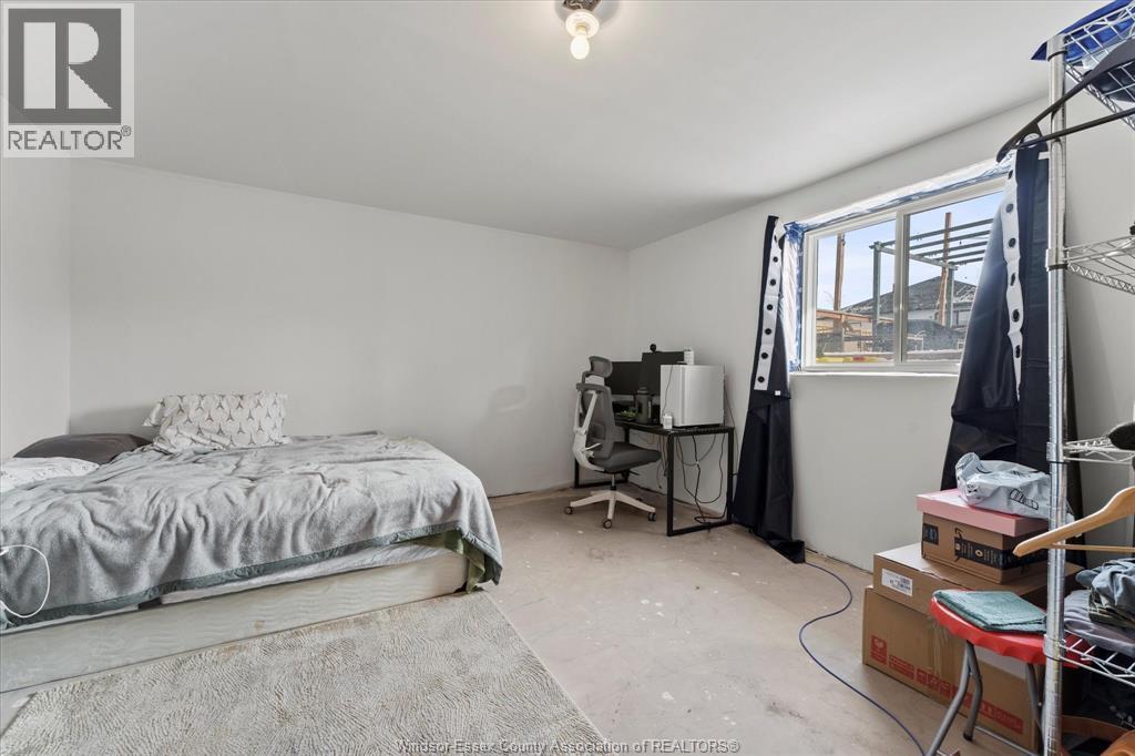 154 Lambert Street, Amherstburg, ON - Indoor Photo Showing Bedroom