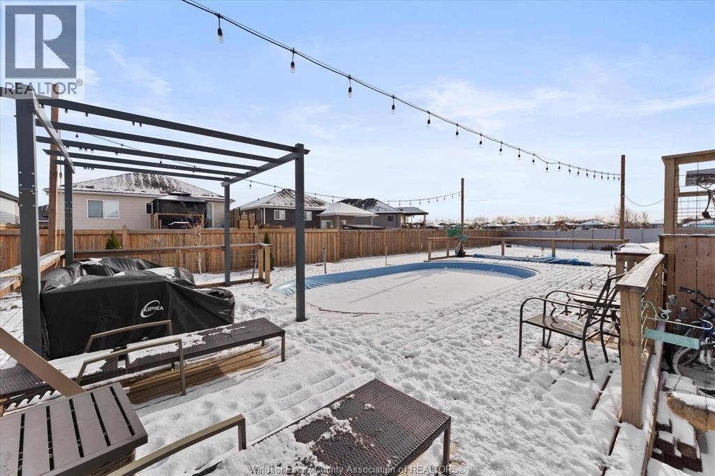 154 Lambert Street, Amherstburg, ON - Outdoor With Deck Patio Veranda