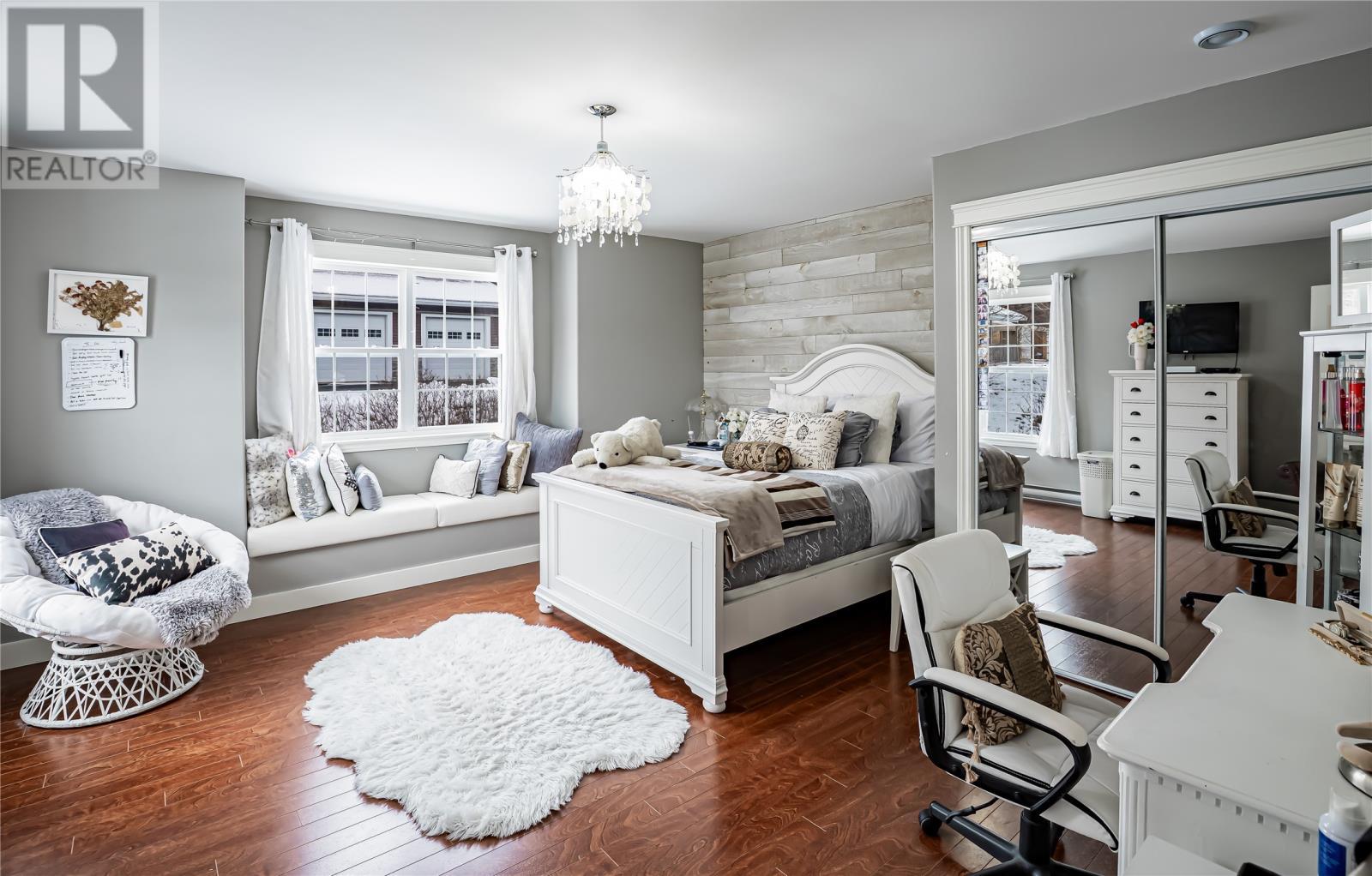 6 Pine Marsh Road, Conception Bay South, NL - Indoor Photo Showing Living Room