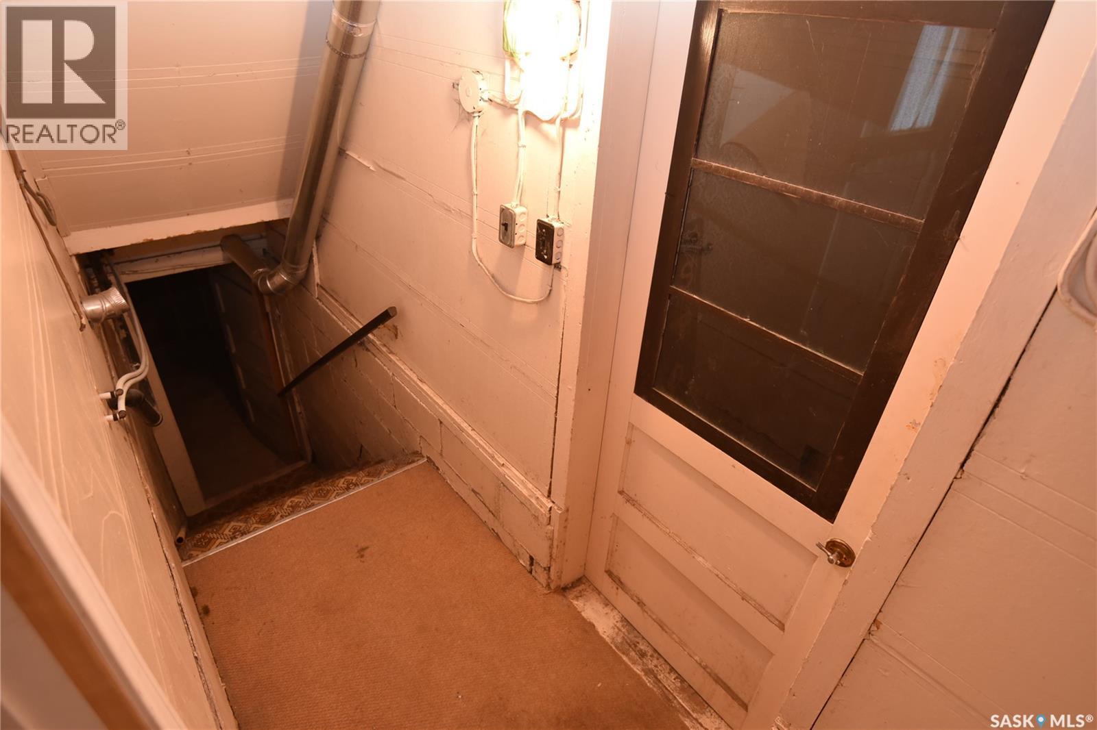 334 7Th Avenue W, Nipawin, SK - Indoor Photo Showing Other Room