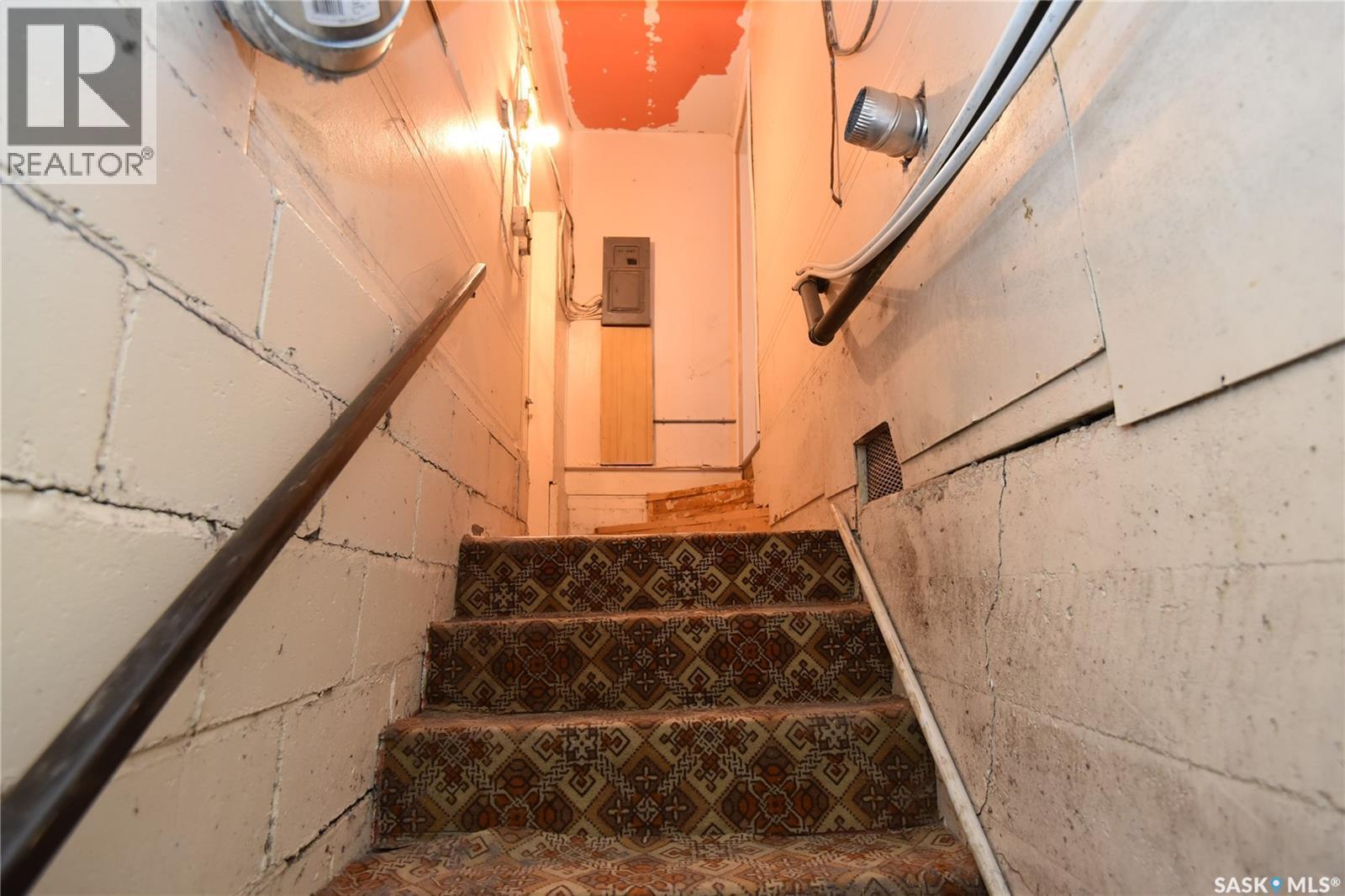 334 7Th Avenue W, Nipawin, SK - Indoor Photo Showing Other Room