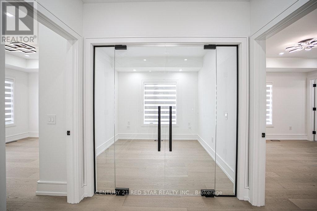 1 Frankwood Road, Toronto, ON - Indoor Photo Showing Other Room