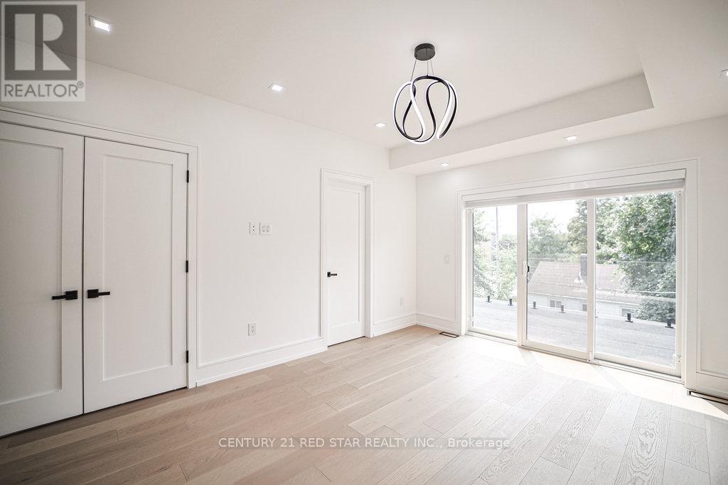 1 Frankwood Road, Toronto, ON - Indoor Photo Showing Other Room
