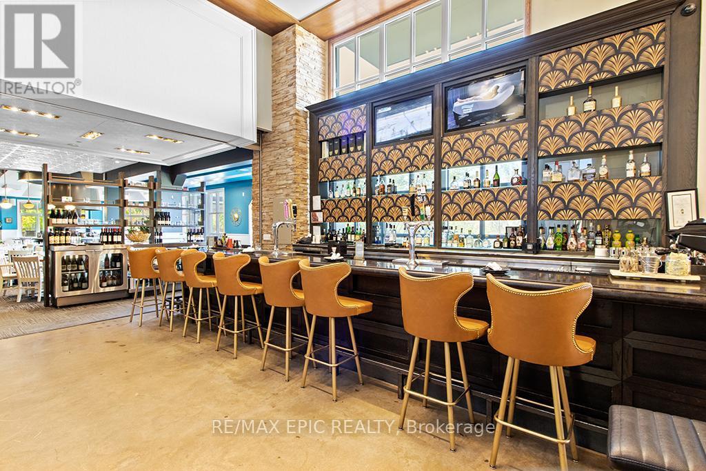 #252 - 220 Gord Canning Drive, Blue Mountains, ON - Indoor