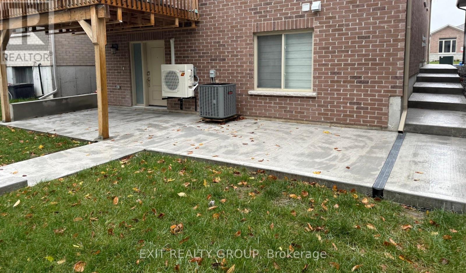 Private entrance with large Patio - B - 26 Athabaska Drive, Belleville (Thurlow Ward), ON - Outdoor