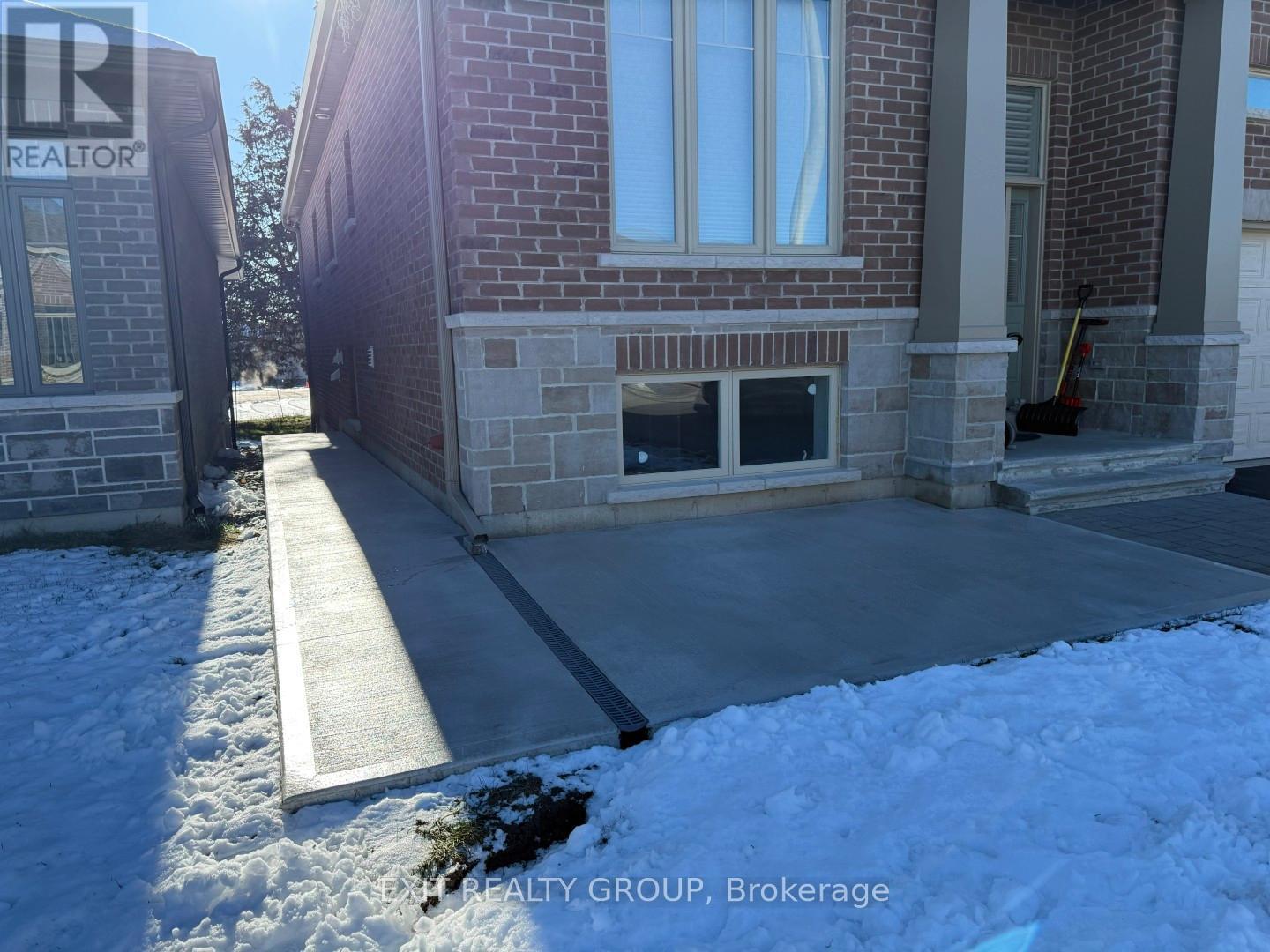 Private walkway to Entrance - B - 26 Athabaska Drive, Belleville (Thurlow Ward), ON - Outdoor