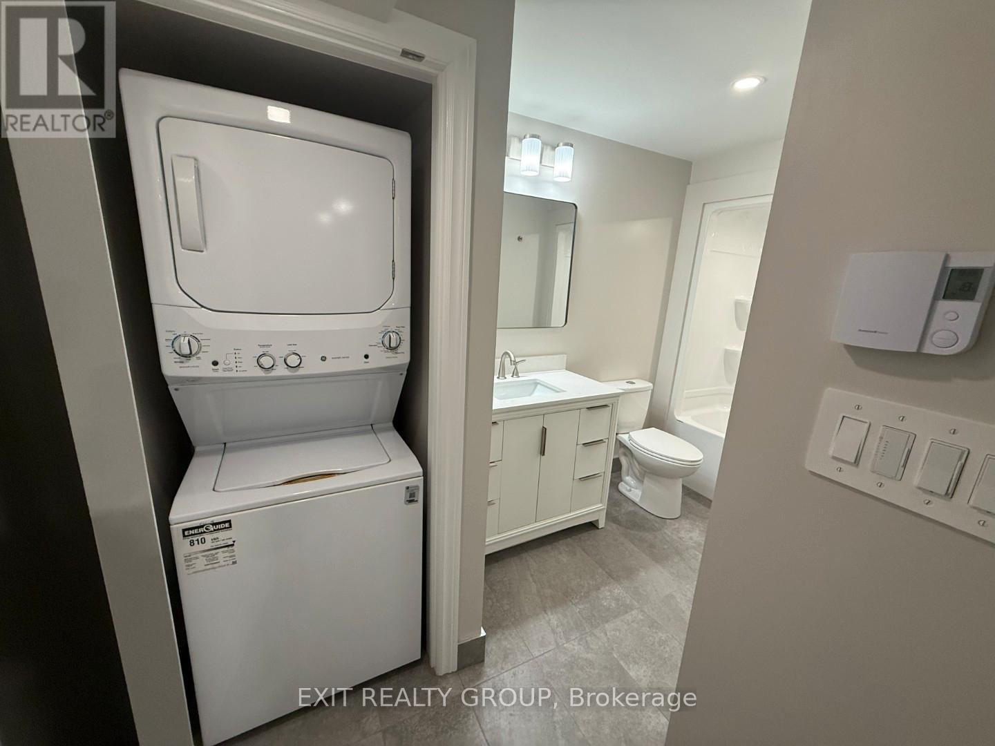 Ensuite Laundry - B - 26 Athabaska Drive, Belleville (Thurlow Ward), ON - Indoor Photo Showing Laundry Room