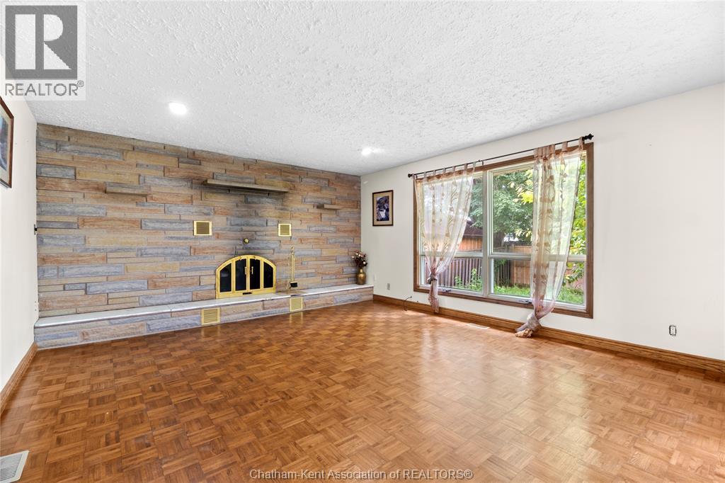 140 Little Street South, Blenheim, ON - Indoor Photo Showing Other Room