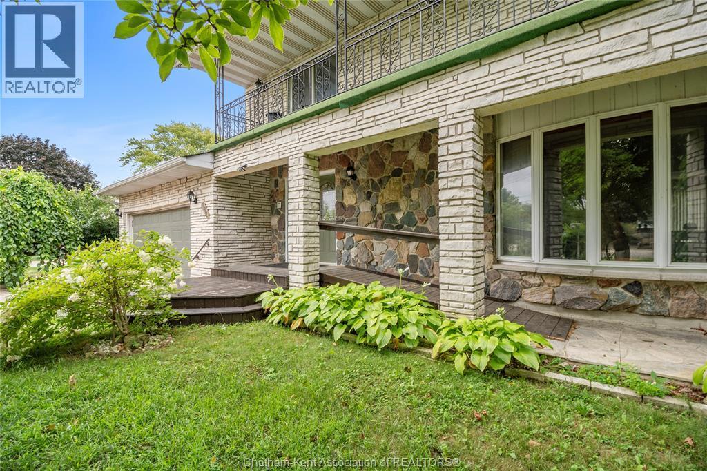 140 Little Street South, Blenheim, ON - Outdoor