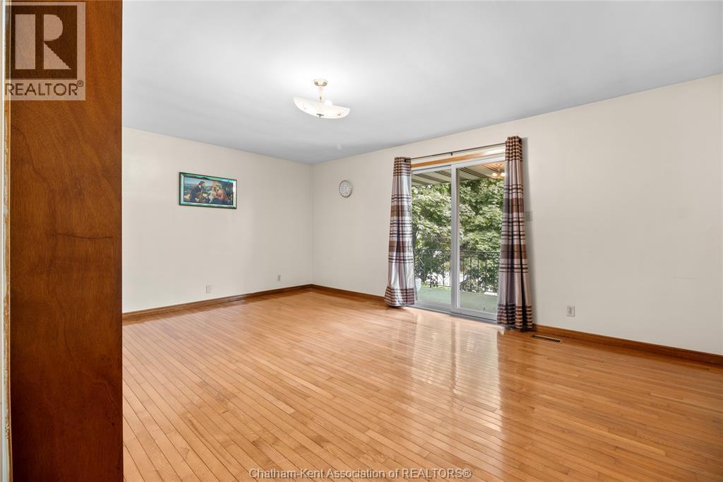 140 Little Street South, Blenheim, ON - Indoor Photo Showing Other Room