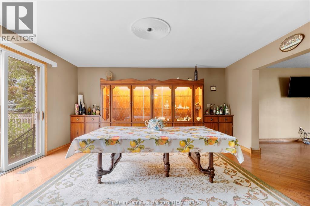 140 Little Street South, Blenheim, ON - Indoor