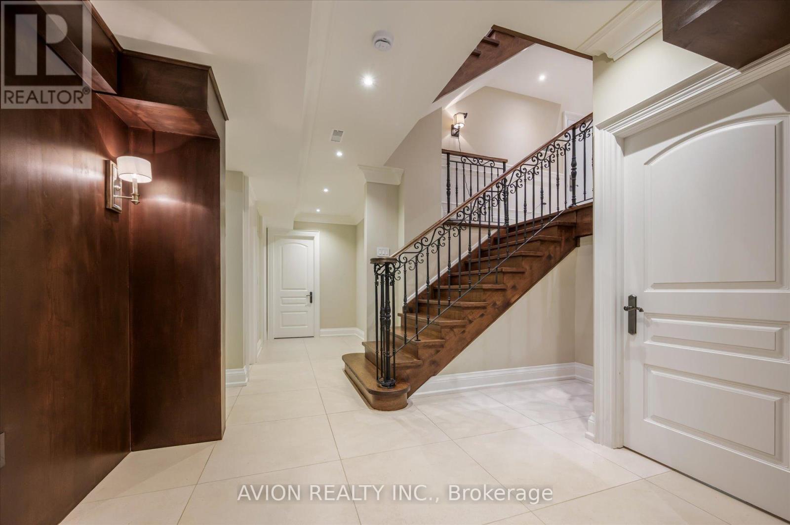 26 Danville Drive, Toronto, ON - Indoor Photo Showing Other Room