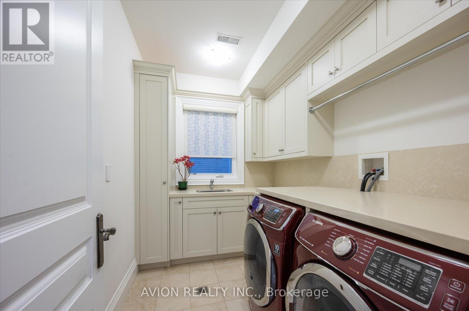 26 Danville Drive, Toronto, ON - Indoor Photo Showing Laundry Room