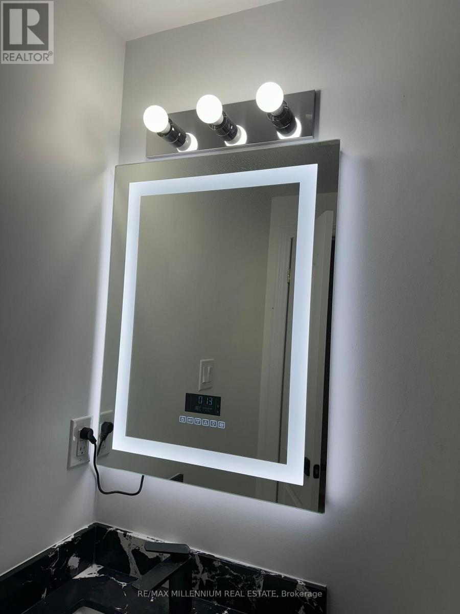 37 Seahorse Avenue, Brampton, ON