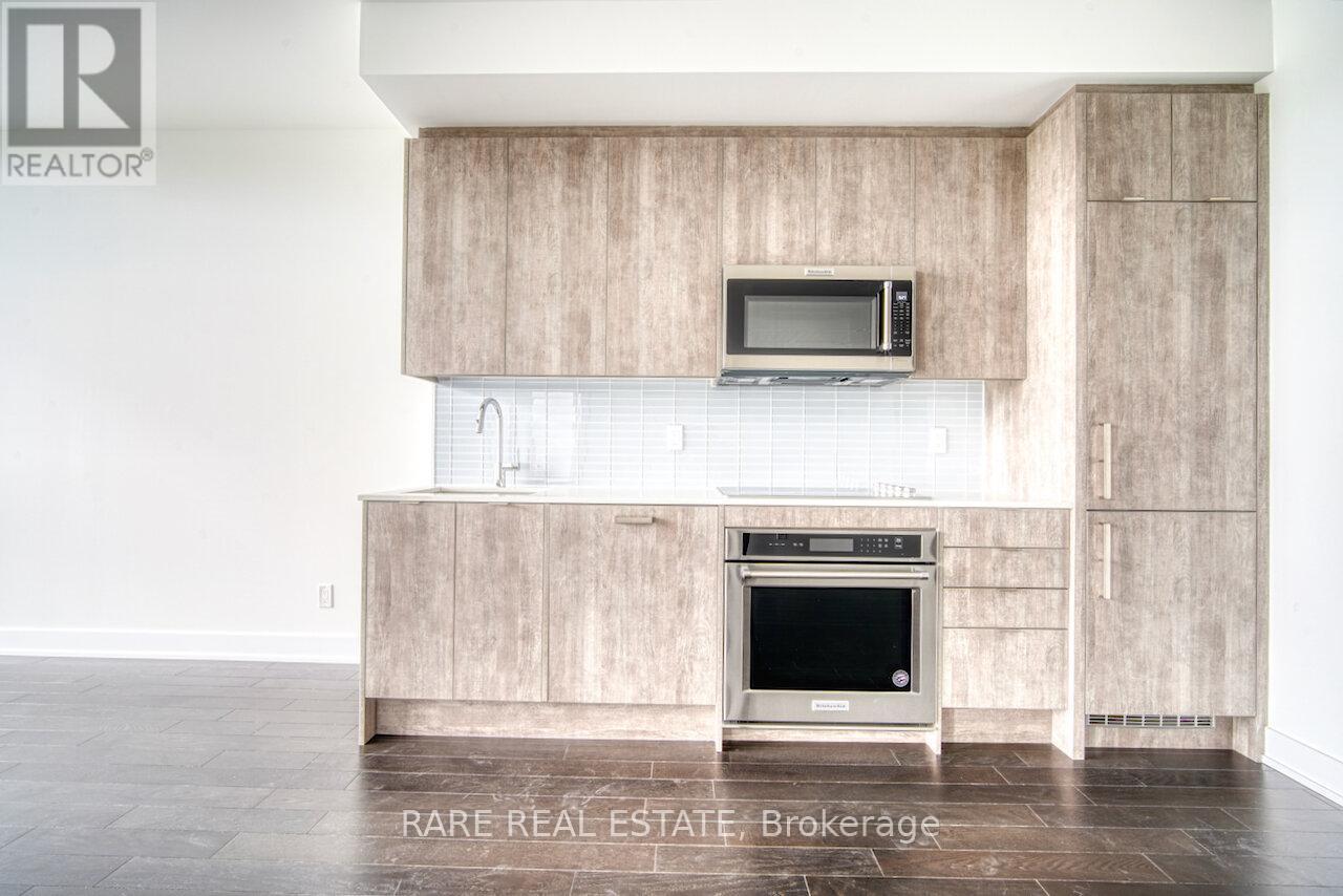 403 - 181 Bedford Road, Toronto, ON - Indoor