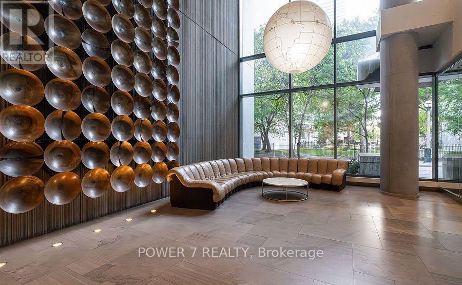 603 - 75 St Nicholas Street, Toronto, ON - Indoor Photo Showing Other Room