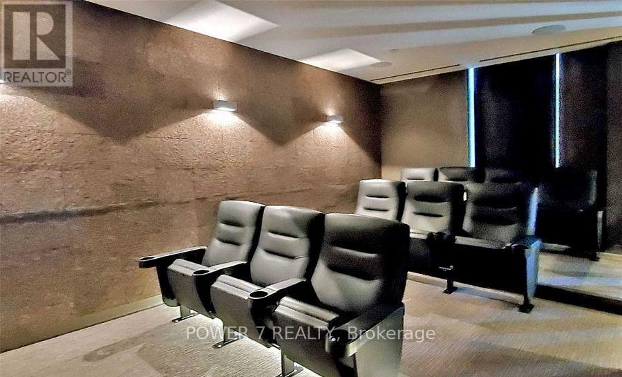 603 - 75 St Nicholas Street, Toronto, ON - Indoor Photo Showing Other Room