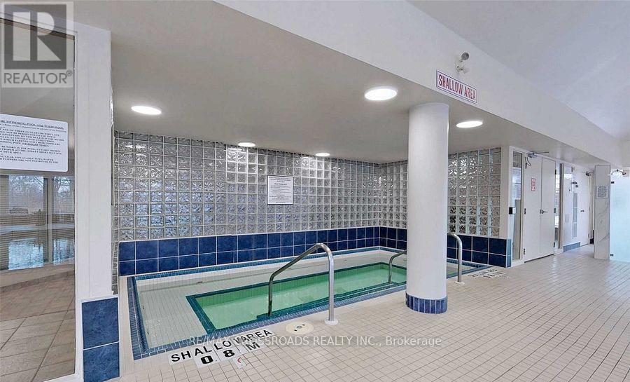 410 - 7 Concorde Place, Toronto, ON - Indoor Photo Showing Other Room