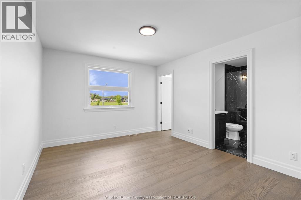 1211 Campana Crescent, Lakeshore, ON - Indoor Photo Showing Other Room