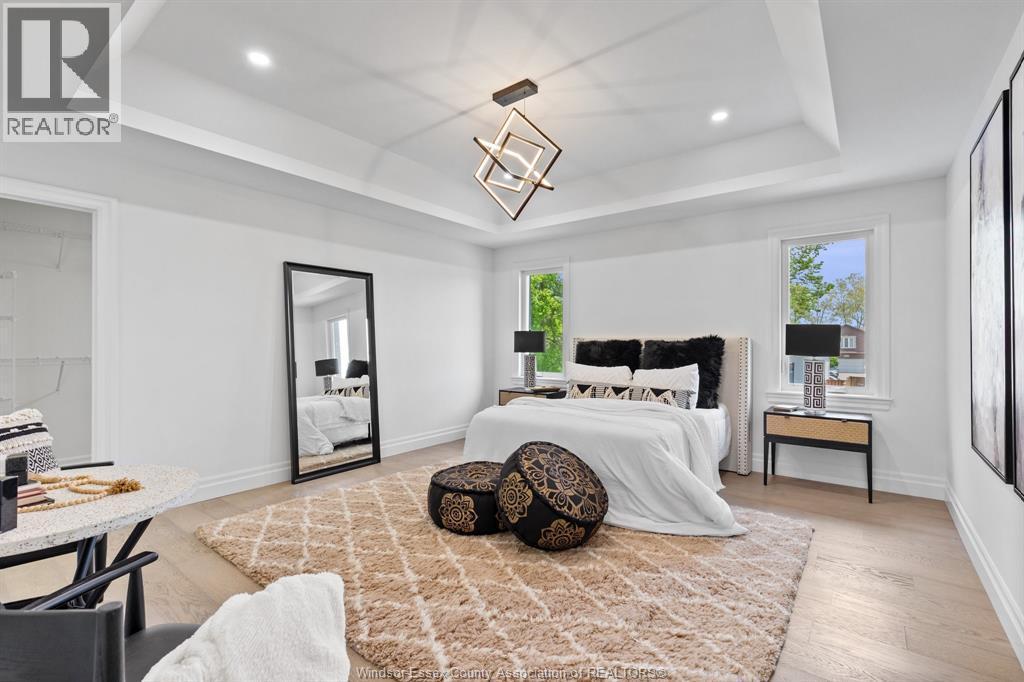 1211 Campana Crescent, Lakeshore, ON - Indoor Photo Showing Bedroom